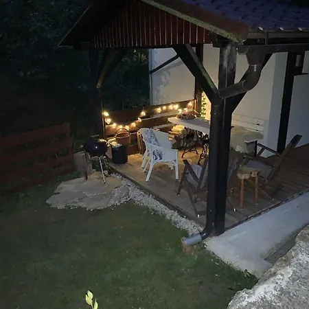 Nyaraló Komora Luzna Luzna (Zlin)