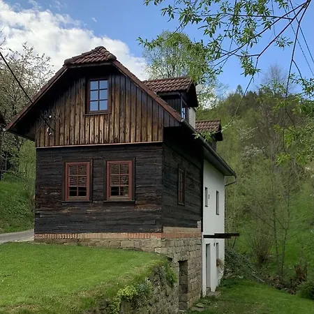 Komora Luzna Luzna (Zlin)